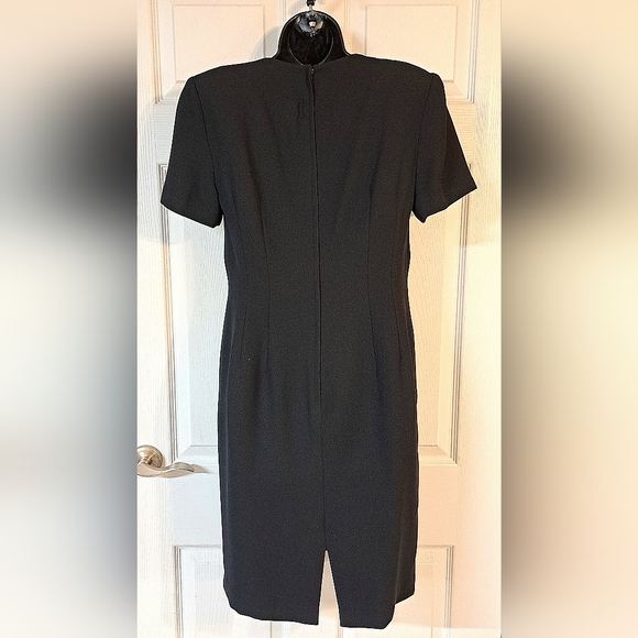 Maggy London Black Short Sleeve Dress - Picture 4 of 7